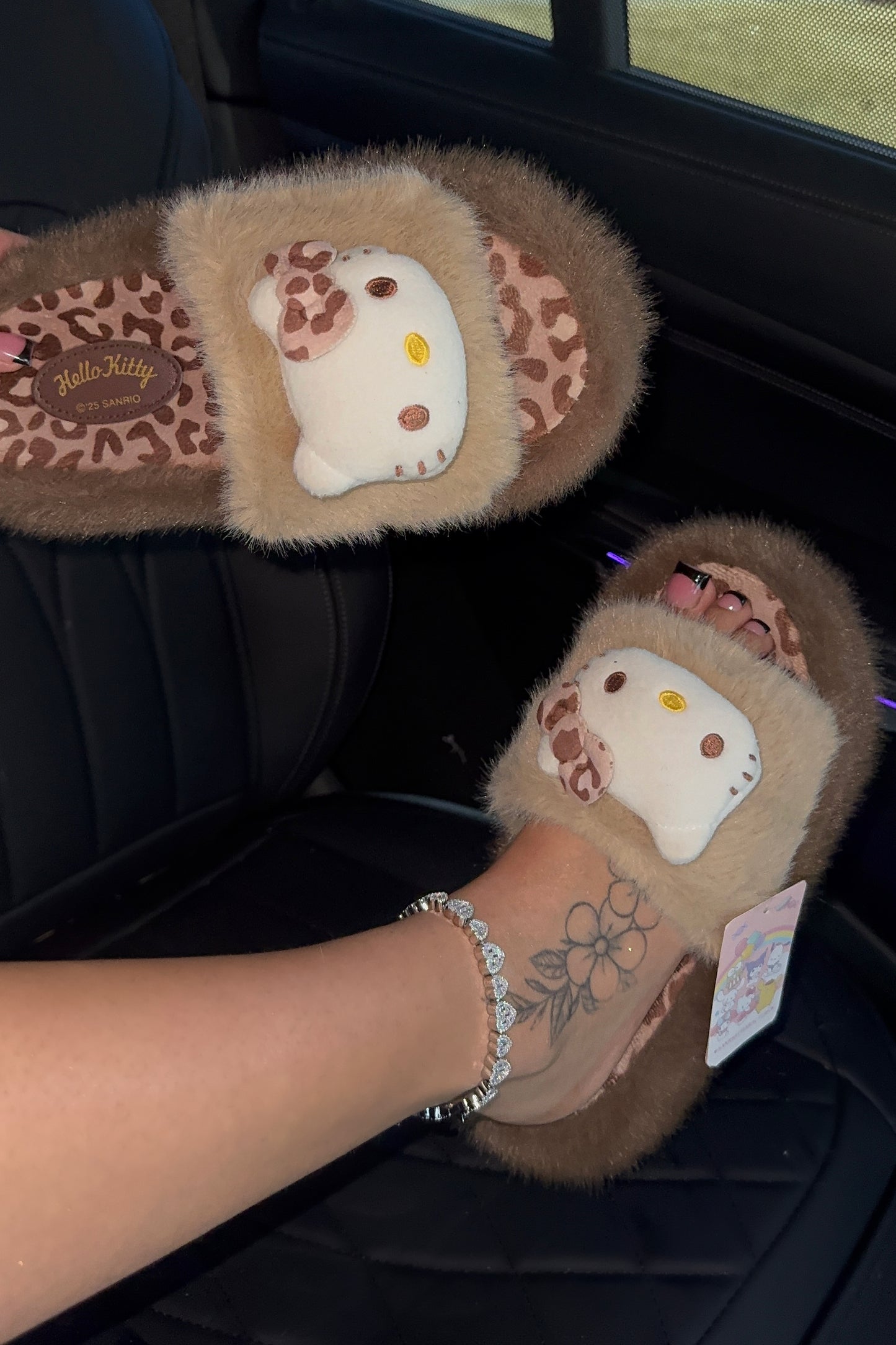 Mocha Plush Slippers 🤎 Pre-Order